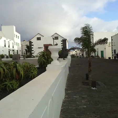 From Pensión